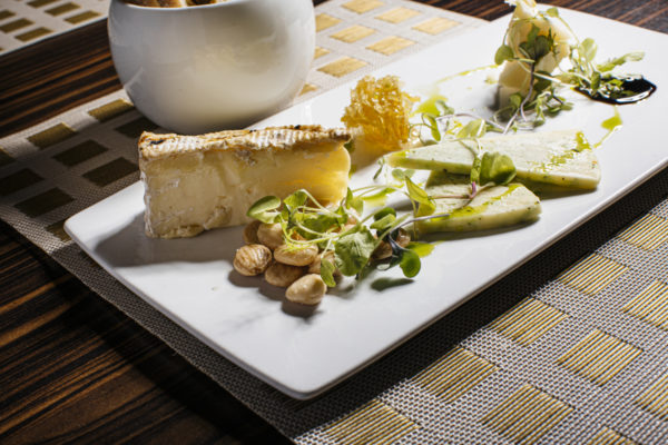 Cheese plate, with seasonal accompaniments