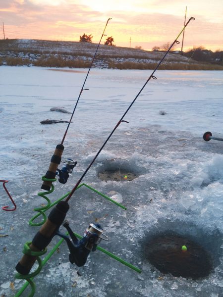 ice-fishing-2